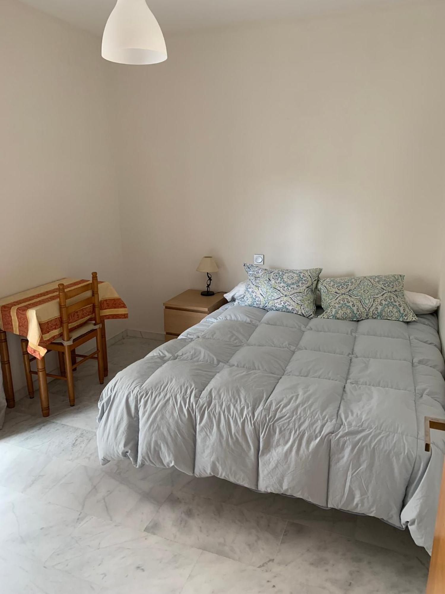 Privada En Urbanizacion Con Piscina Y Pista De Padel Quarto em Acomodações Particulares El Puerto de Santa María